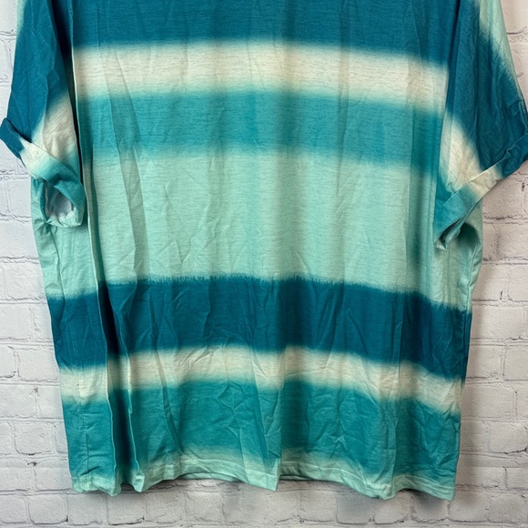 BloomChic Teal and White Striped Short Sleeve Top Plus Size 2X - Picture 5 of 6